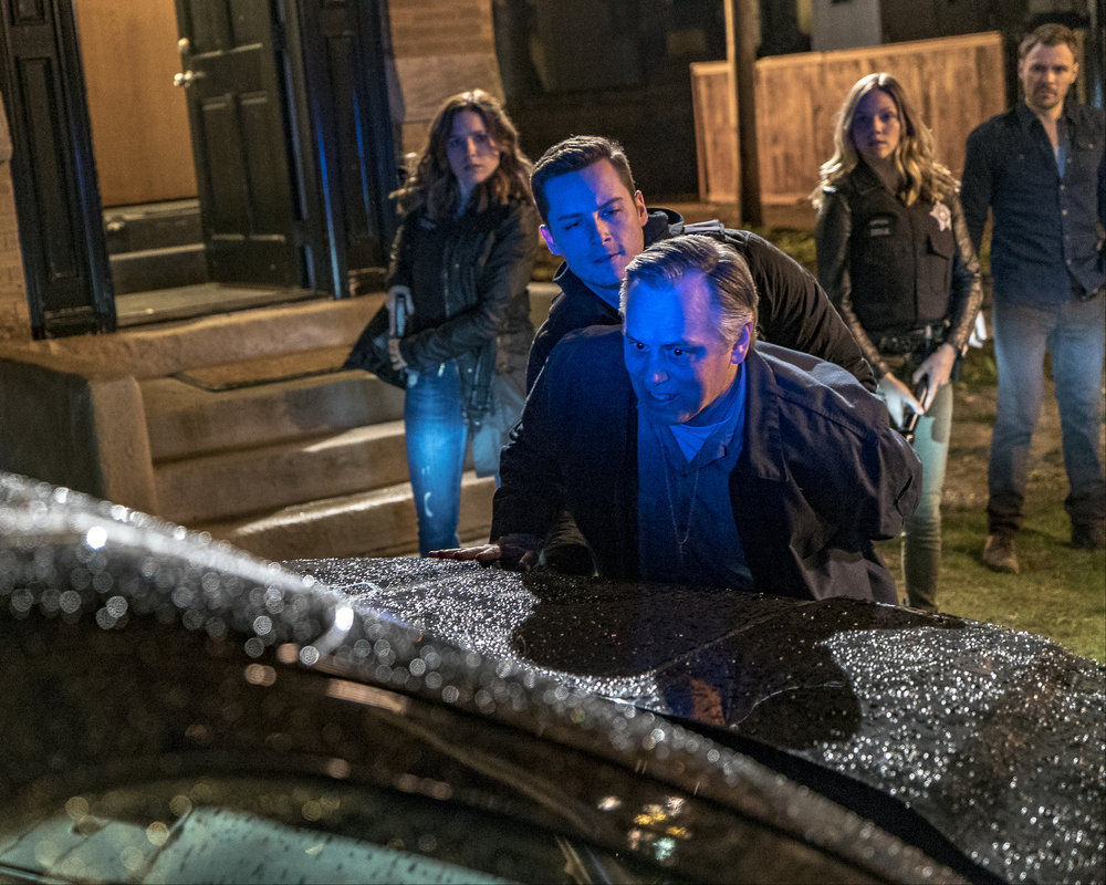 Chicago PD S4E22 Army of One