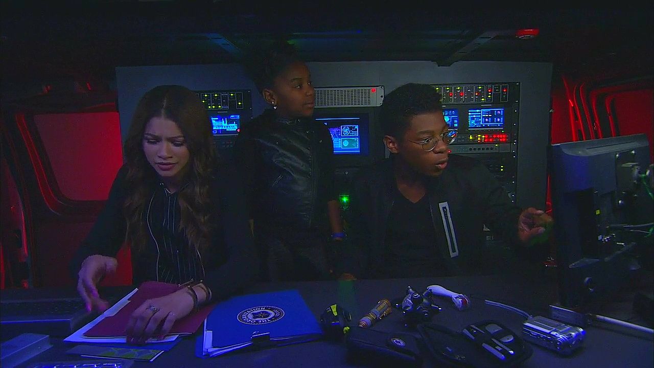 K.C. Undercover S1E24 Enemy of the State