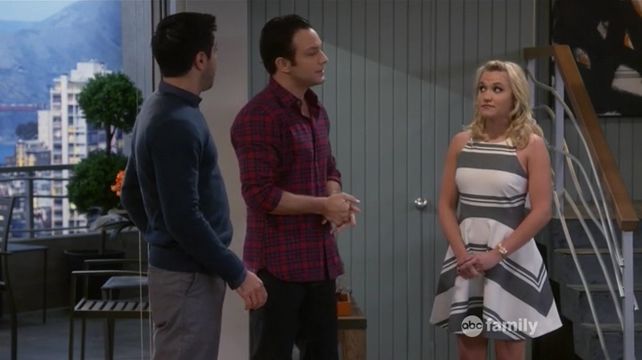 Young & Hungry S2E11 Young & How Gabi Got Her Job Back