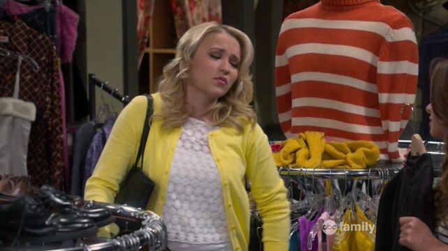 Young & Hungry S2E17 Young & Trashy